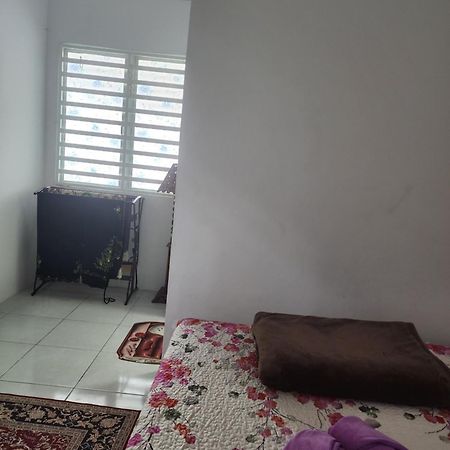Mieda Rizqi Homestay Kampong Melayu Changkat Larah Extérieur photo