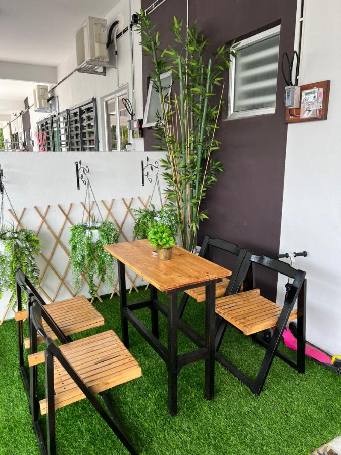 Mieda Rizqi Homestay Kampong Melayu Changkat Larah Extérieur photo