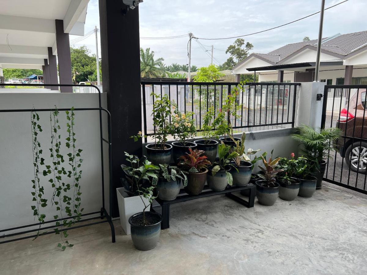 Mieda Rizqi Homestay Kampong Melayu Changkat Larah Extérieur photo