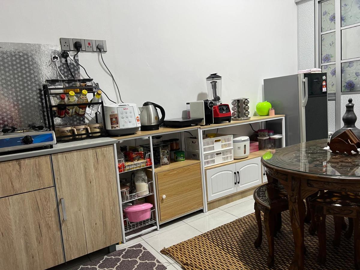Mieda Rizqi Homestay Kampong Melayu Changkat Larah Extérieur photo